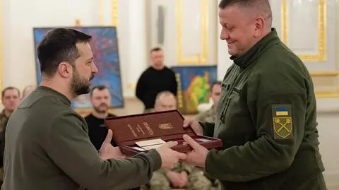 Armia bez Załużnego, "głód amunicji" na froncie, coraz częstsze ataki chemiczne