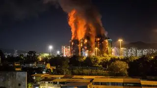 Pożar wieżowców w Hongkongu