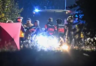 Wjechał w czterech chłopców i uciekł. Zatrzymany 33-latek
