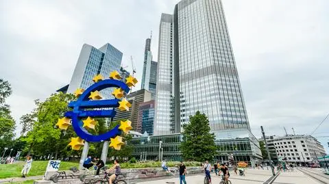 Bruksela zabrała głos w sprawie euro w Polsce