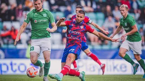 Trzy gole po zmianie stron. Raków zdominował Florę