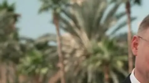 1102B022X 100 DUDA Z CNN bs