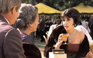 Talia Shire w "Ojcu chrzestnym" Coppoli