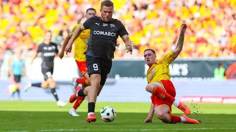 Sześć goli w Białymstoku. Mistrz pokonany