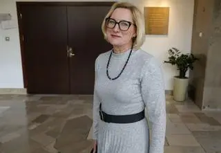 To ona zastąpi Świrskiego. Była bohaterką "afery zegarkowej" w MON 