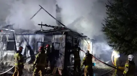 Palił się drewniany dom