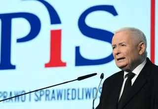 Poseł Konfederacji mówi o "potwarzy". Kaczyński broni Kaczyńskiego 