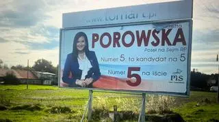 Billboard Violetty Porowskiej z widoczną nazwą firmy Tomart
