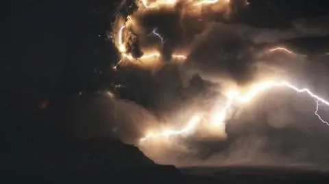 Trzęsienie ziemi, a po nim erupcja wulkanu w Rosji