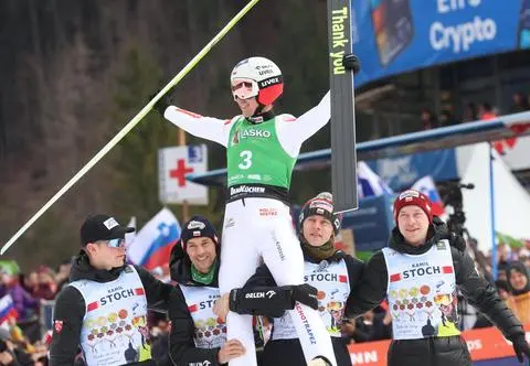 Co teraz z Kamilem Stochem? "Nawet tej decyzji bym przyklasnął"