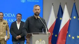 Konferencja szefa MON