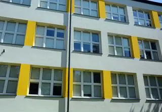 Policjantka oskarżona o pobicie 11-latka w szkole