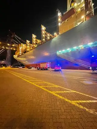 Ewakuowano załogę Majestic Maersk i obsługę terminala kontenerowego po wycieku gazu