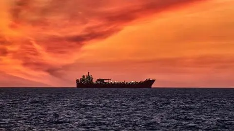 statek ocean shutterstock_2479081705