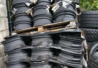 Jeden wpadł na gorącym uczynku. Odpowiedzą za kradzież ponad dwóch tysięcy felg 