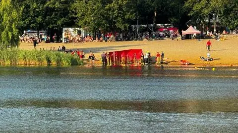 Tragedia podczas kąpieli. Jeden mężczyzna utonął, drugi jest w szpitalu