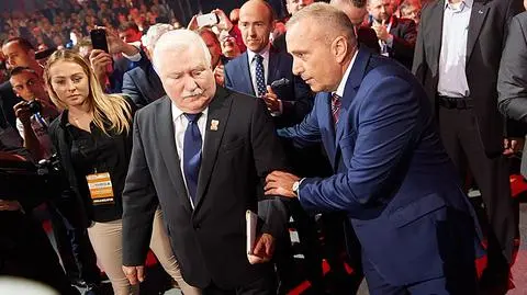 Wałęsa: Macie straszliwą odpowiedzialność