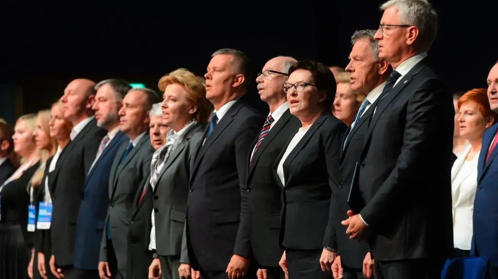 Kopacz: nie ulegnę szantażowi PiS ws