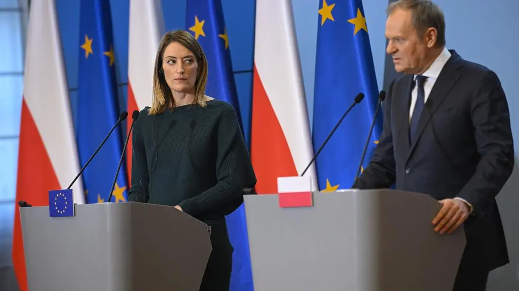 Roberta Metsola, Donad Tusk