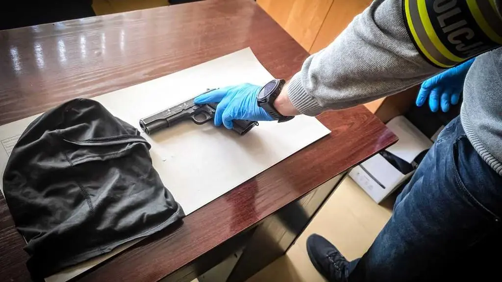 Znaleźli u niego pistolet 