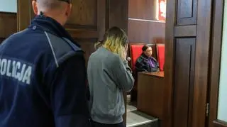 Rozpoczął się proces 18-letniej Nikoli G., która odpowie za usiłowanie zabójstwa matki i zranienie brata