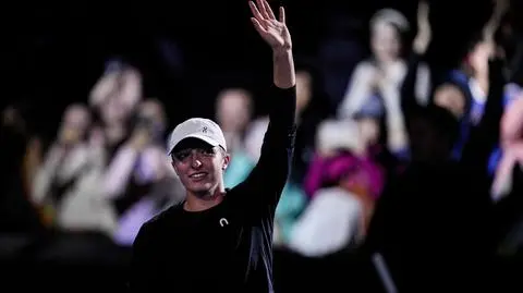 Świątek przywitała się z Pekinem. Miły prezent na lotnisku