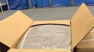 Tytoń zamiast mebli. KAS udaremniła transport 960 kg nielegalnego towaru