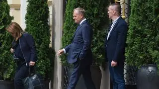 "Drżenie serca" i niepewność ministrów. "Wrócił Donald krwawy Tusk"