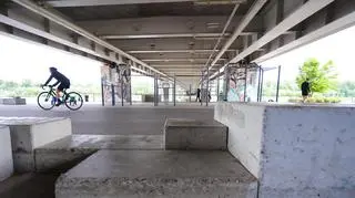 Skatepark oraz siłownia plenerowa pod Mostem Świętokrzyskim (zdj. ilustracyjne)