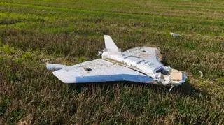 Dron znaleziony na polu w Oleśnie