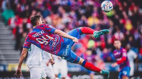 Raków nie dał szans Radomiakowi. Fenomenalny gol Piaseckiego
