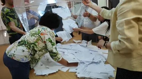 Liczenie głosów w drugiej turze wyborów prezydenckich 2025