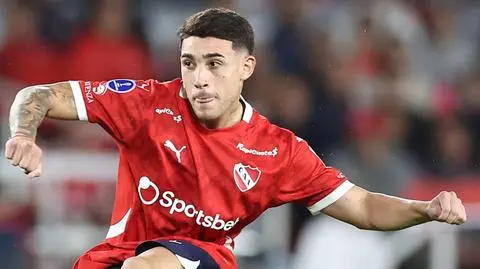 Przewrotką zza pola karnego. Zobacz spektakularnego gola w Argentynie