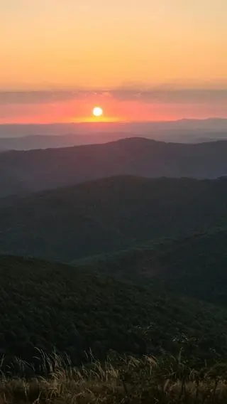 Wschód słońca z Połoniny Wetlińskiej 