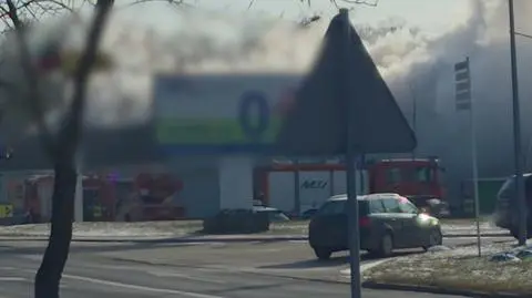 W ogniu stanął sklep