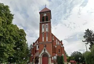 Proboszcz miał konto na portalu randkowym. Zareagowali wierni