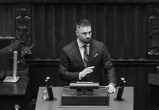 Litewka pośmiertnie odznaczony. Prezydent "rozważa udział w uroczystościach"