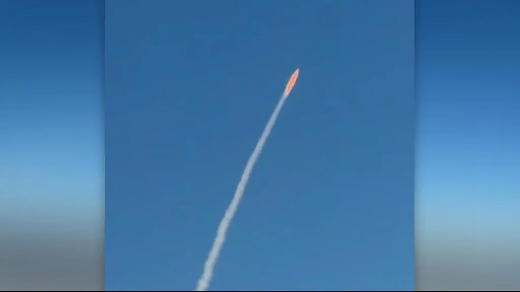 Start rakiety z pokładu odrzutowca. Zobacz nagranie