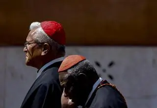 Debiutanci z 12 państw i weterani mianowani przez Jana Pawła II. Co na konklawe?
