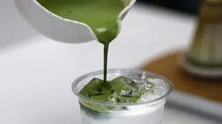 Matcha to sproszkowana, zielona herbata pochodząca z Japonii