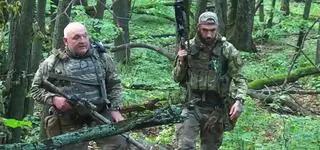 Kamera "Superwizjera" na pierwszej linii frontu. Tak walczą Polacy przeciw Rosji