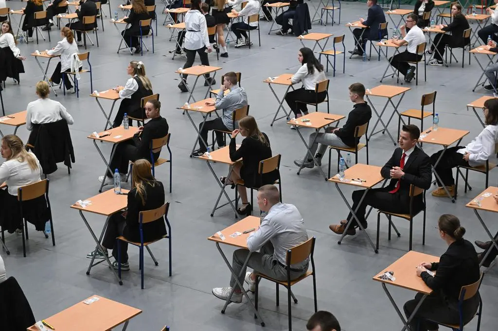 Do matur przystąpi w tym roku 344,8 tys. absolwentów