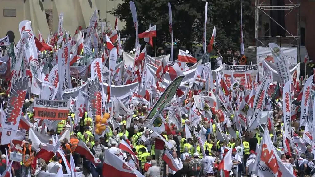 Protest na Placu Zamkowym