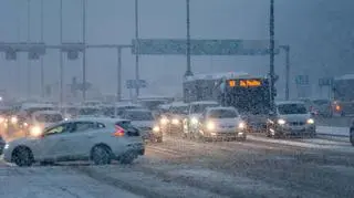 Aura będzie niestabilna. Gdzie sypnie śniegiem?