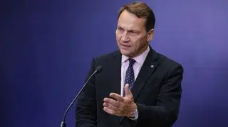 Sikorski reaguje na wywiad z Merkel. "Zapomniała o tym"