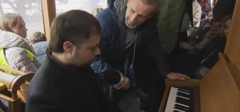 "Trzęsie i warunki są trochę spartańskie, ale to jest naprawdę fantastyczne"