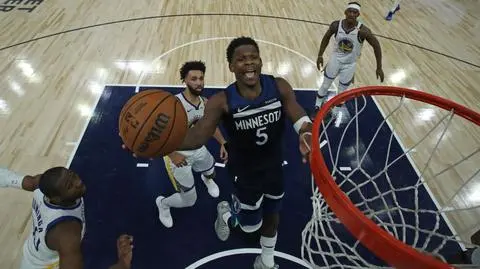 Timberwolves odpowiedzieli Warriors. Bez Curry'ego ani rusz