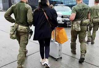 Policja rozbiła grupę "przypominającą korporację". Oszukano prawie 1500 osób