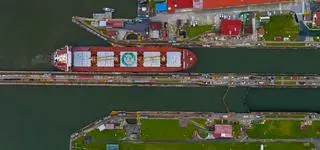 Czy Kanał Panamski przejęli Chińczycy? I czy USA mają prawo go "odebrać"?