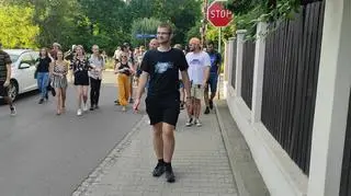 Kamil Bąbel na ulicy Ostatniej w Krakowie